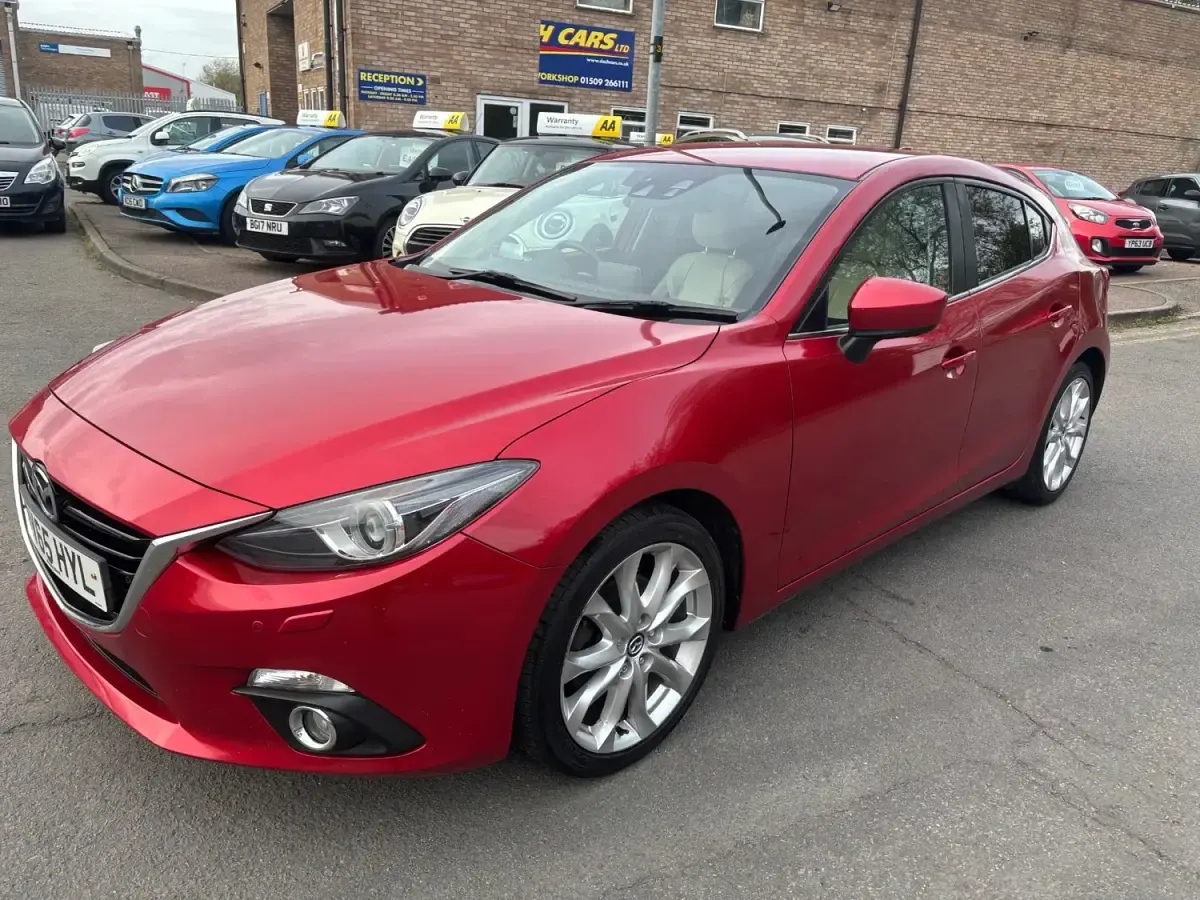 Usado Mazda 3 Inclusive 2015 Vermelho Citadino