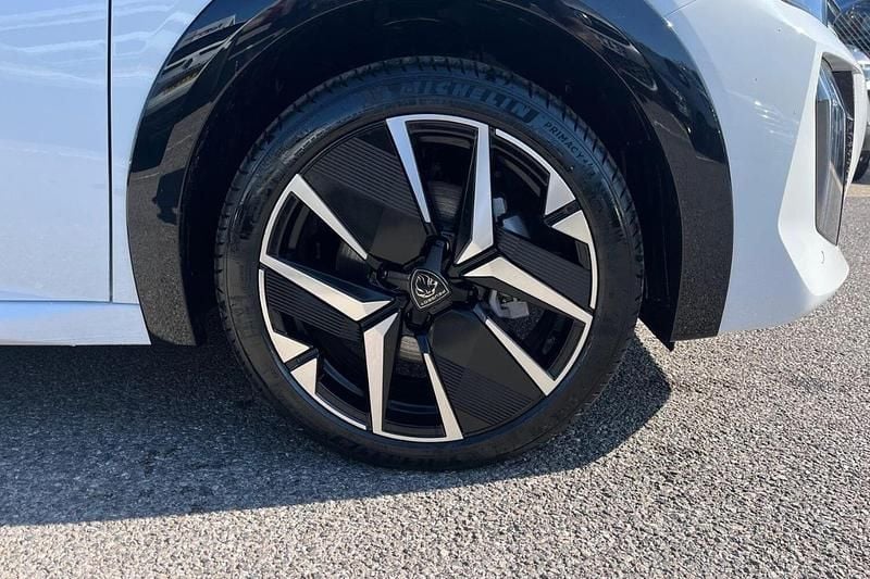New Peugeot e-208 GT 113 kW (154 HP) 2026 White Hatchback