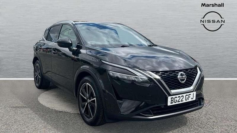 Black Used 2022 Nissan Qashqai Tekna SUV | £23,445 (A bit pricey) - Image 1/4