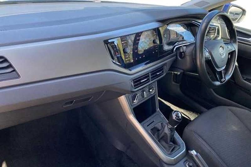 Used VW Polo SE 95 HP (69 kW) 2019 Blue Hatchback