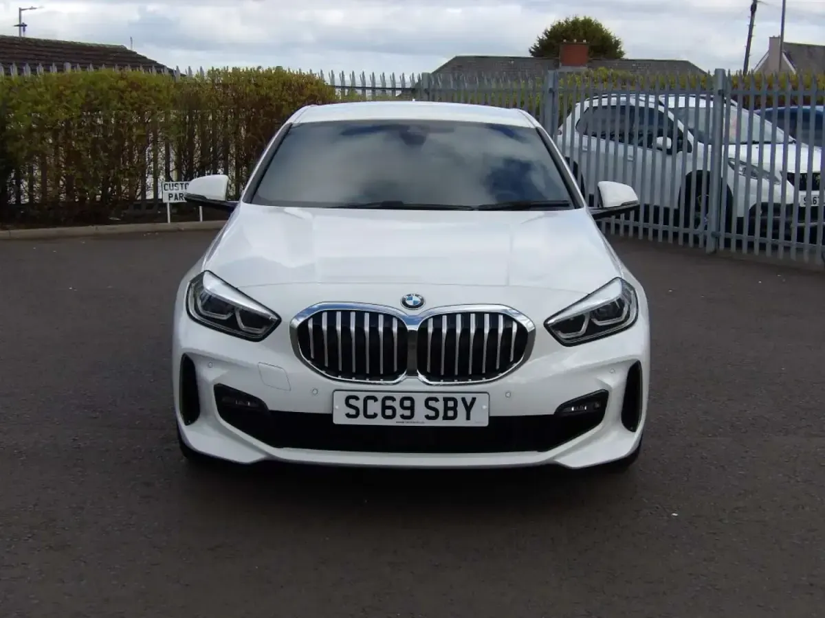 Usado BMW 118 M Sport 2019 Branco Citadino