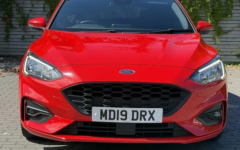 Used Ford Focus ST-Line X 125 HP (91 kW) 2019 Red Hatchback