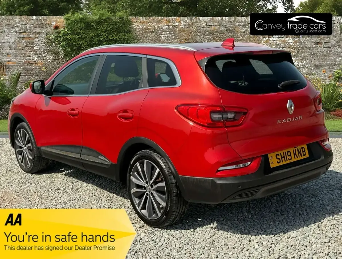 Used Renault Kadjar Iconic 116 HP (85 kW) 2019 Red SUV