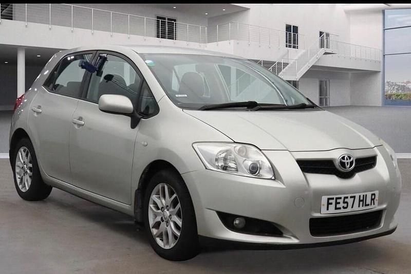 Silver Used 2007 Toyota Auris Hatchback | £3,990 (Fair price) - Image 1/1