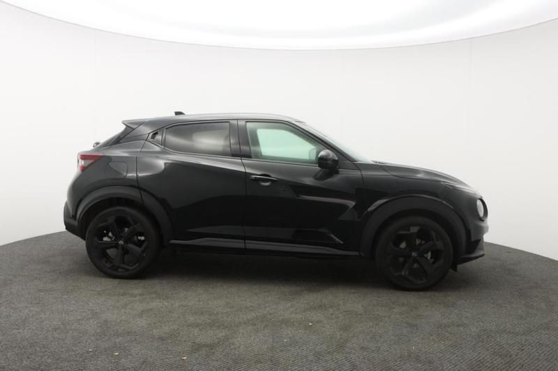 New Nissan Juke Tekna 114 HP (83 kW) 2025 Black SUV