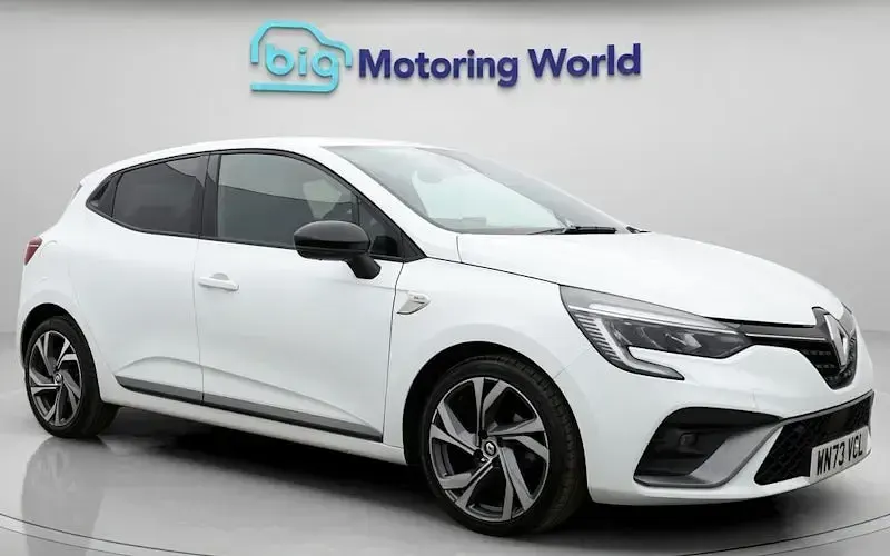 Used Renault Clio RS Line 90 HP (66 kW) 2023 Hatchback