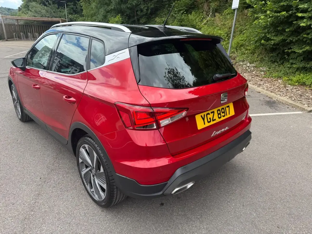 Used Seat Arona FR 110 HP (80 kW) 2023 Red SUV