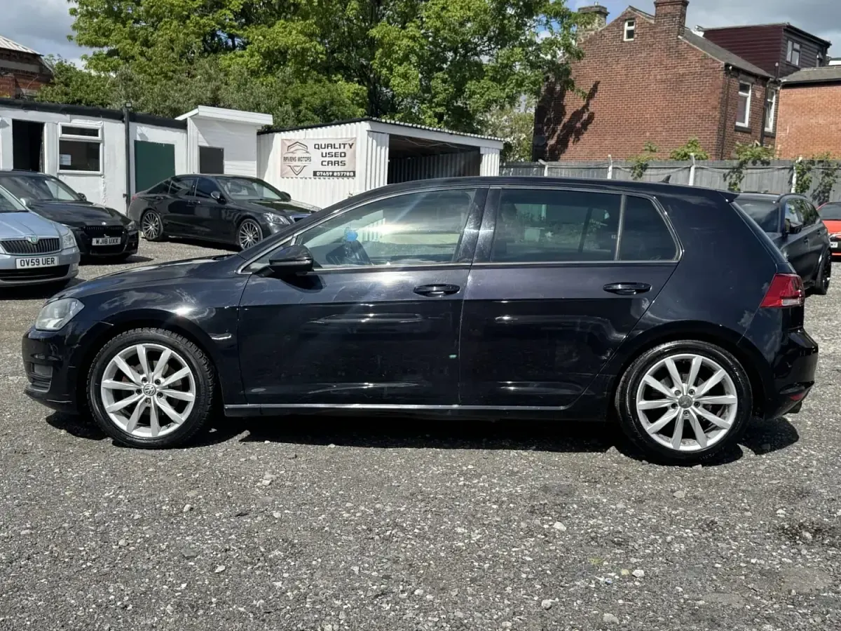 Second-hand VW Golf VII GT 150 CP (110 kW) 2013 Negru Hatchback