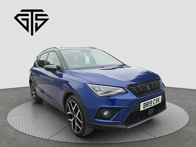 Blue Used 2019 Seat Arona FR Sport SUV | £11,195 (Fair price) - Image 1/4
