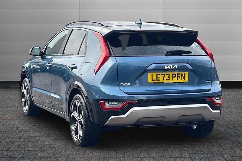 Used Kia Niro 139 HP (102 kW) 2024 Mineral blue SUV