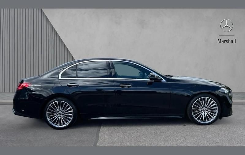 Used Mercedes C200 AMG Line Premium 200 HP (147 kW) 2022 Black Sedan