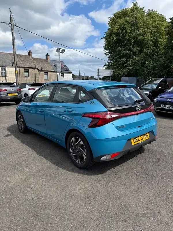 Used Hyundai i20 SE 100 HP (73 kW) 2023 Turquoise Hatchback