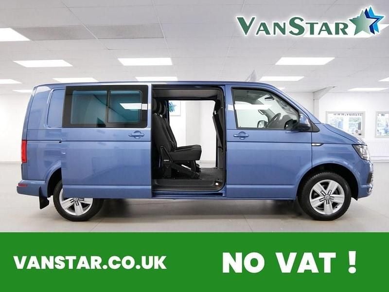 Blue Used 2016 VW Transporter Highline Van | £25,789 - Image 1/4