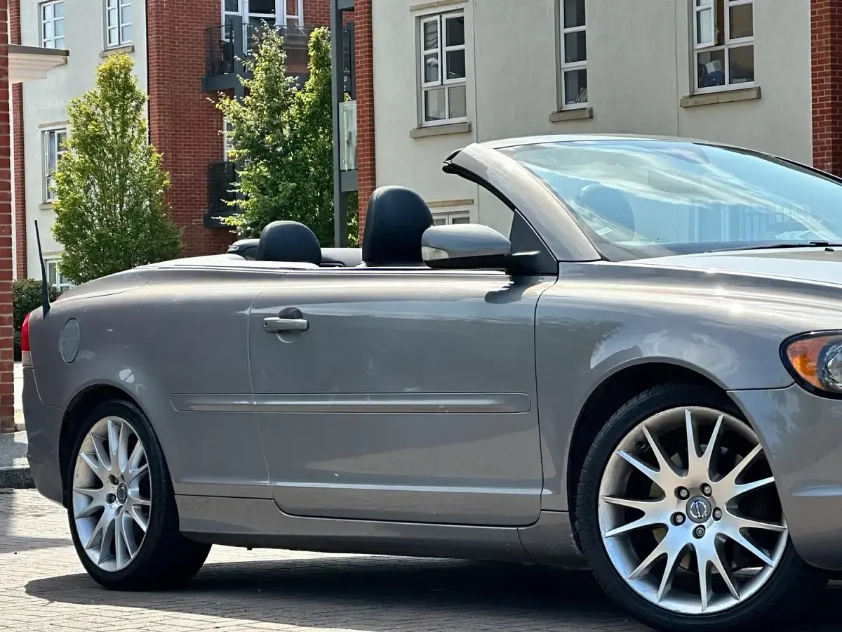 Used Volvo C70 SE Lux 2006 Grey Cabriolet