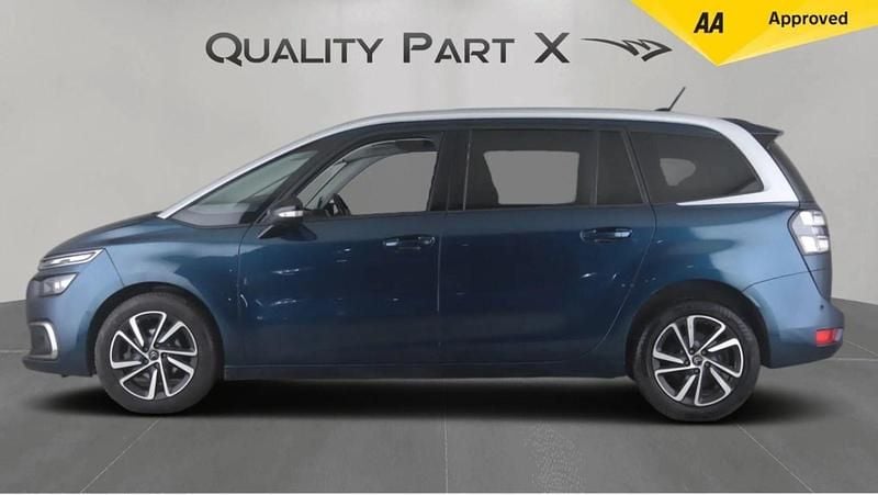 Used Citroën Grand C4 Picasso Shine 130 HP (95 kW) 2022 Blue MPV