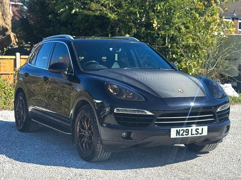 Used Porsche Cayenne 245 HP (180 kW) 2013 Black SUV