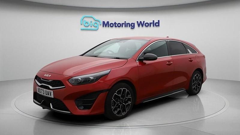 Used Kia ProCeed GT-Line 158 HP (116 kW) 2023 Red Estate