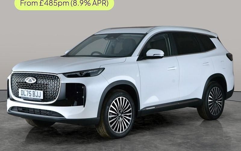 New Chery Tiggo 8 197 HP (144 kW) 2025 White SUV