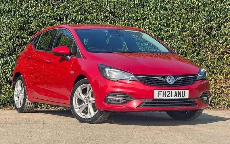 Used Vauxhall Astra SRi 145 HP (106 kW) 2021 Red Hatchback