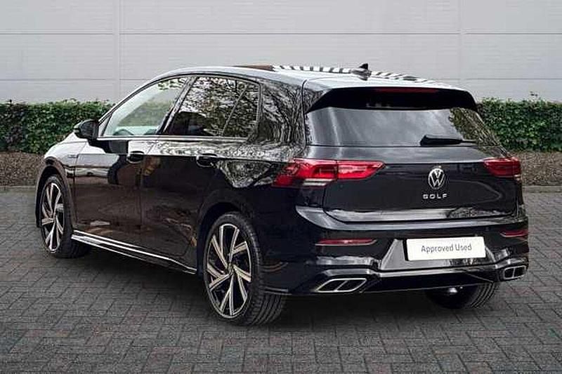 Used VW Golf VIII R-line 130 HP (95 kW) 2023 Black Hatchback