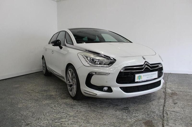 White Used 2013 Citroën DS5 Hatchback | £7,995 - Image 1/3