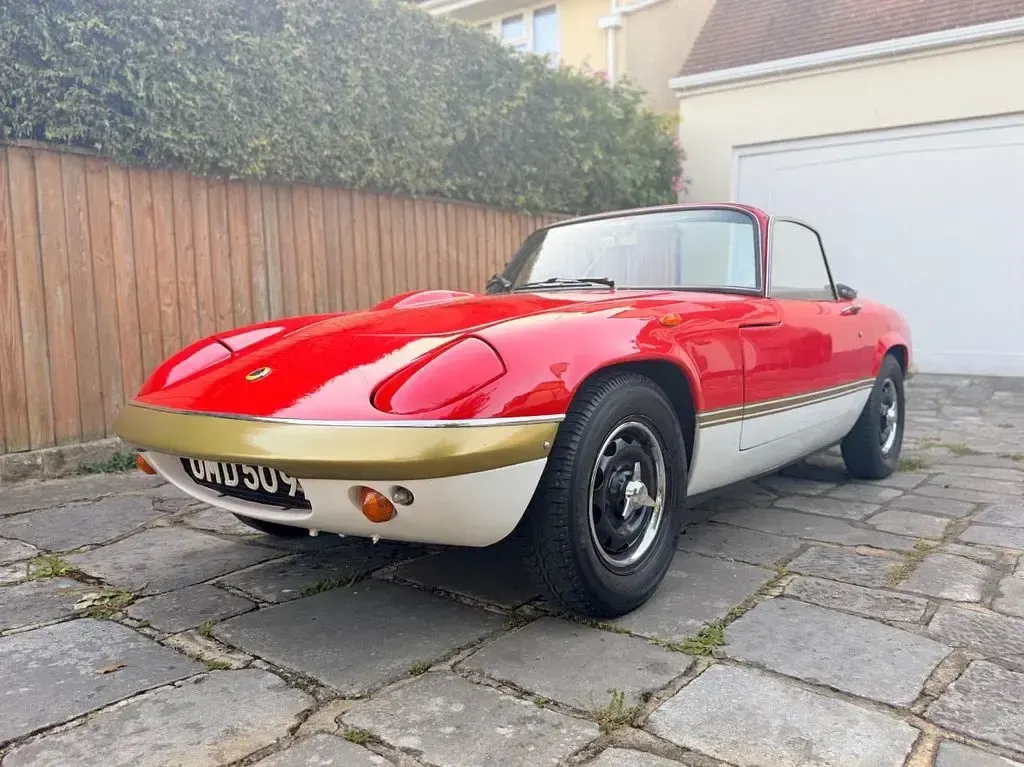 Used Lotus Elan 118 HP (86 kW) 1968 Red Coupe