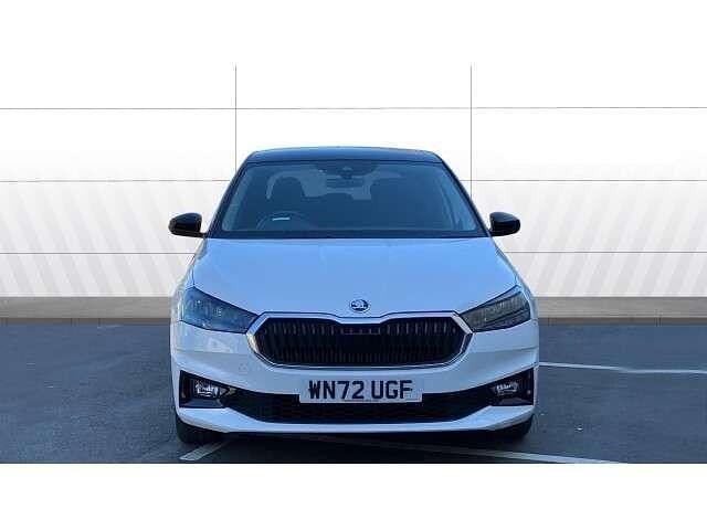 Used Skoda Fabia Colour Edition 95 HP (69 kW) 2022 White Hatchback