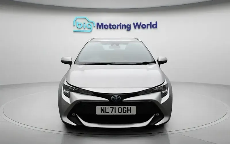 Używany Toyota Corolla 122 KM (89 kW) 2021 Kombi