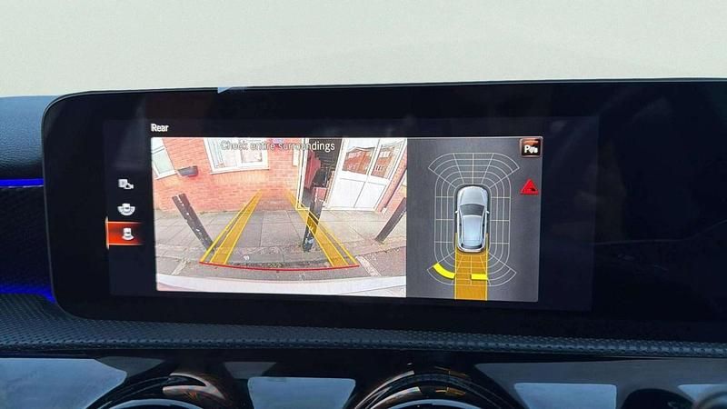 Used Mercedes A180 Premium 116 HP (85 kW) 2019 Silver Hatchback