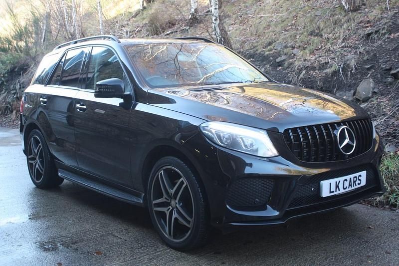Black Used 2016 Mercedes GLE350 AMG line SUV | £19,295 (Fair price) - Image 1/4