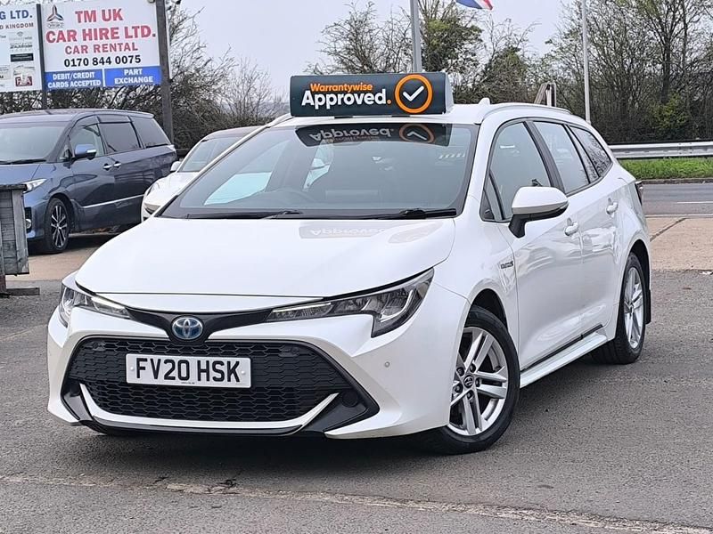 Used Toyota Corolla 122 HP (89 kW) 2020 White Estate