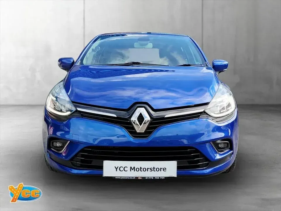 Used Renault Clio IV Dynamique 90 HP (66 kW) 2017 Blue Hatchback