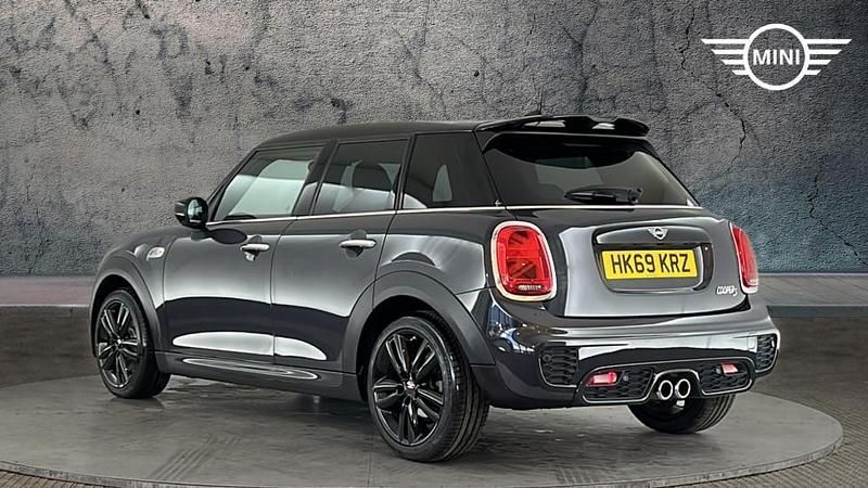 Used Mini Cooper S Sport 192 HP (141 kW) 2019 Grey Hatchback