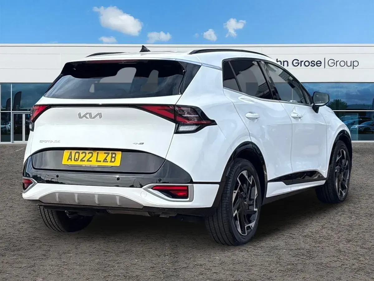 Used Kia Sportage GT-Line 136 HP (100 kW) 2022 White SUV