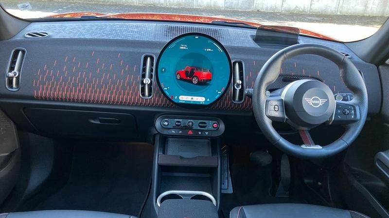 Used Mini Countryman Sport 218 HP (160 kW) 2024 Chili red ii SUV