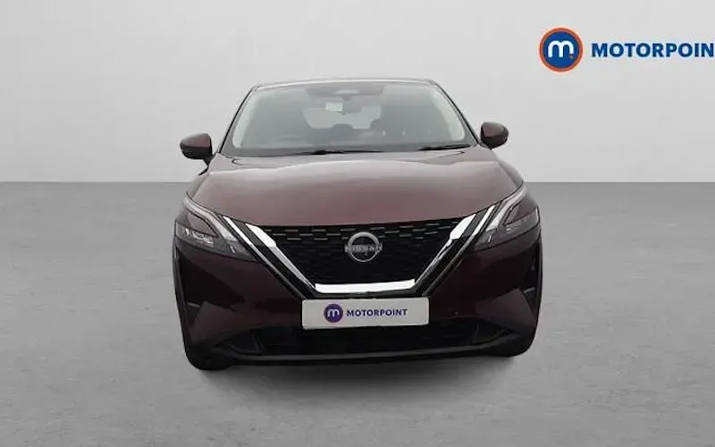 Used Nissan Qashqai Acenta Premium 158 HP (116 kW) 2023 Red SUV