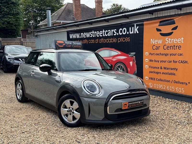 Grey Used 2021 Mini Cooper Classic Hatchback | £13,984 (Good price) - Image 1/3