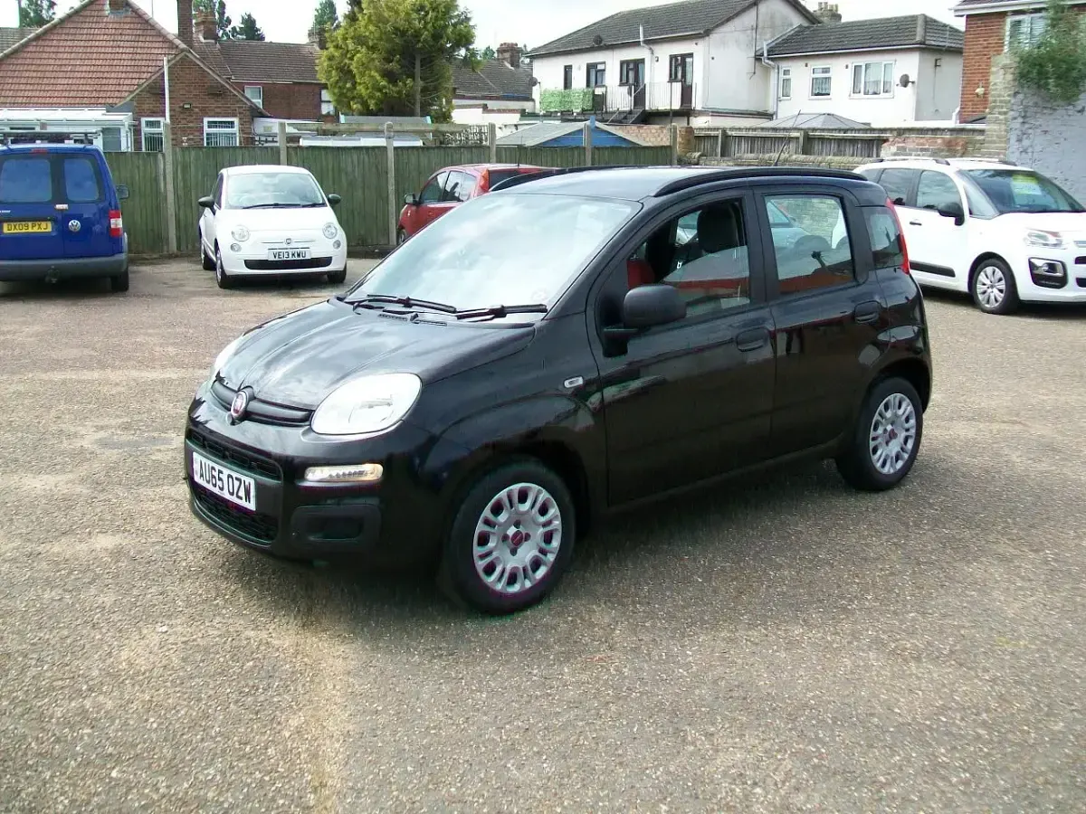 Used Fiat Panda Easy 69 HP (50 kW) 2016 Black Hatchback