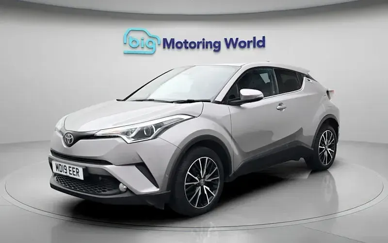 Używany Toyota C-HR 116 KM (85 kW) 2019 Srebrny SUV