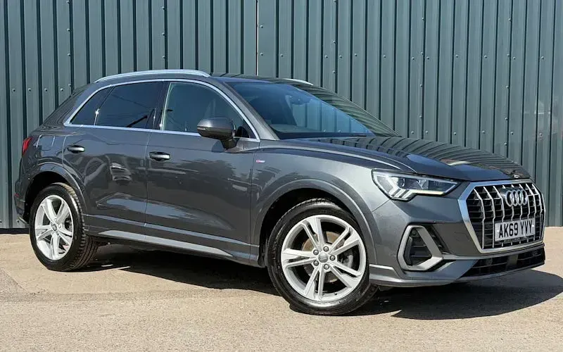 Used Audi Q3 S-Line 150 HP (110 kW) 2020 SUV