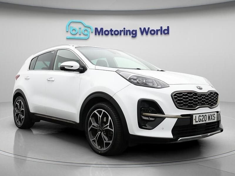 White Used 2020 Kia Sportage 4 SUV | £16,500 (Good price) - Image 1/4