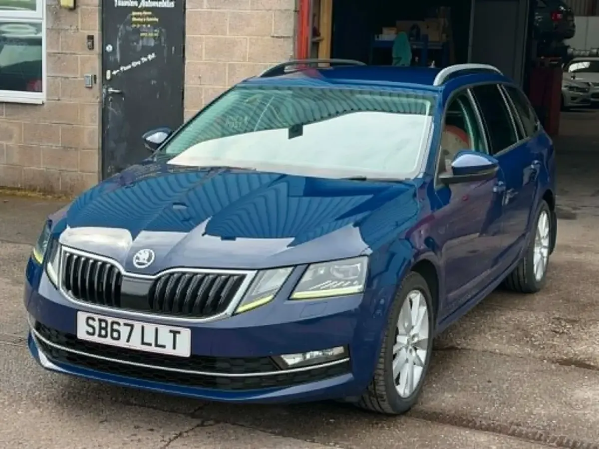 Używany Skoda Octavia SE L 150 KM (110 kW) 2018 Niebieski Kombi