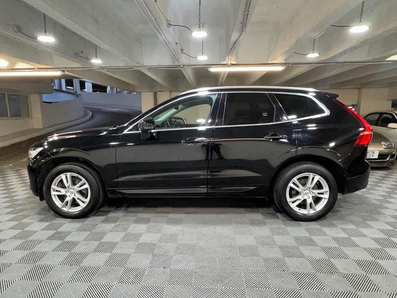 Used Volvo XC60 Momentum 2018 Black SUV