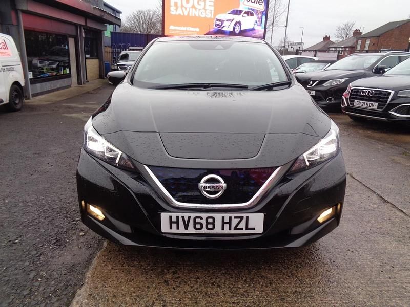 Used Nissan Leaf Tekna 110 kW (150 HP) 2018 Black Hatchback