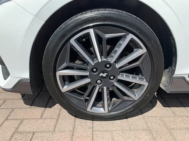Used Hyundai i20 N Line 120 HP (88 kW) 2023 White Hatchback