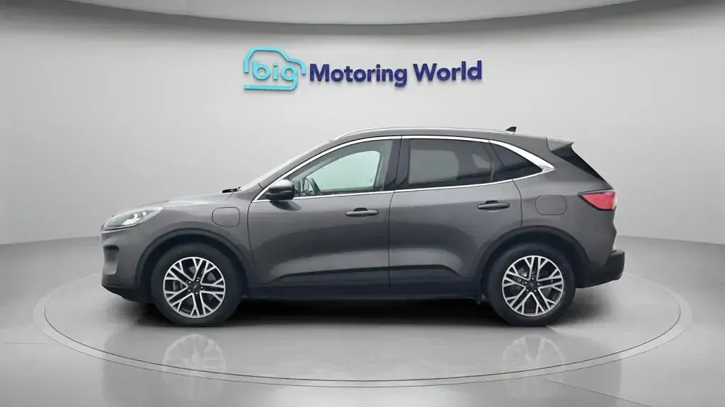 Used Ford Kuga Titanium 224 HP (164 kW) 2020 Grey SUV