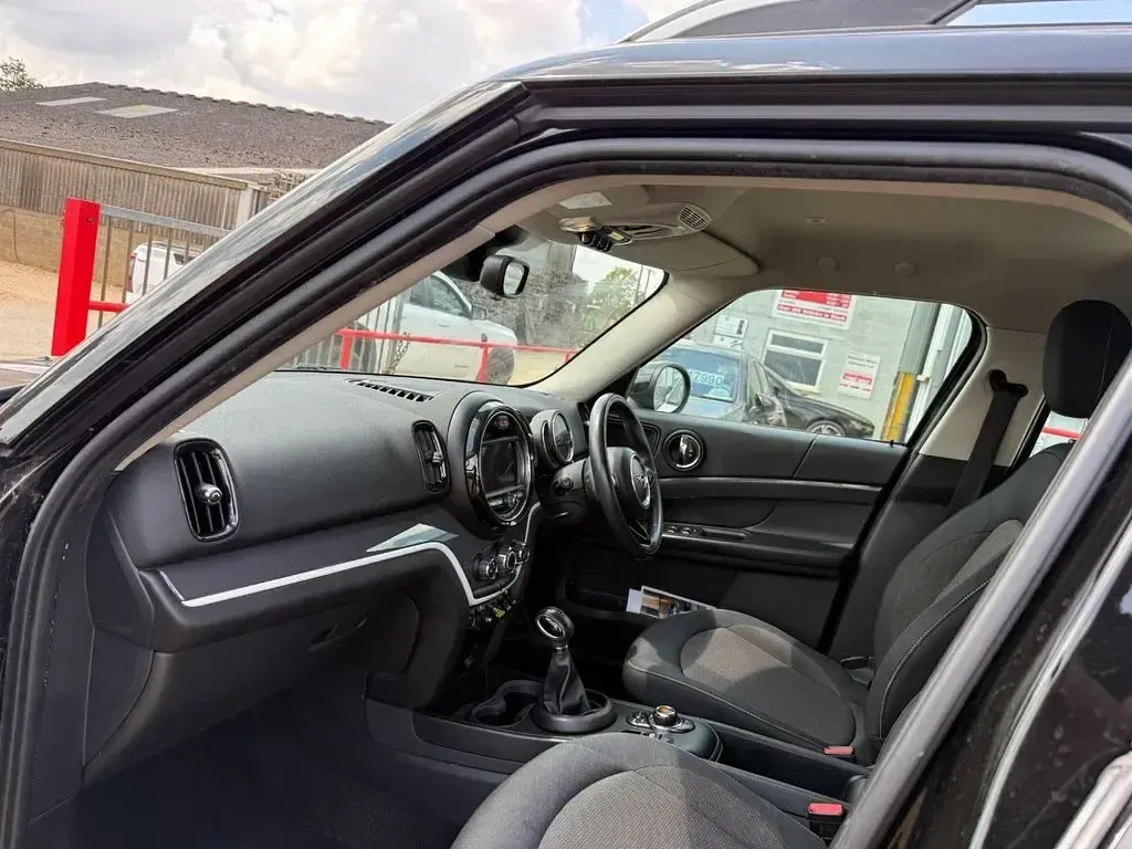 Used Mini Cooper Countryman 2019 Black SUV