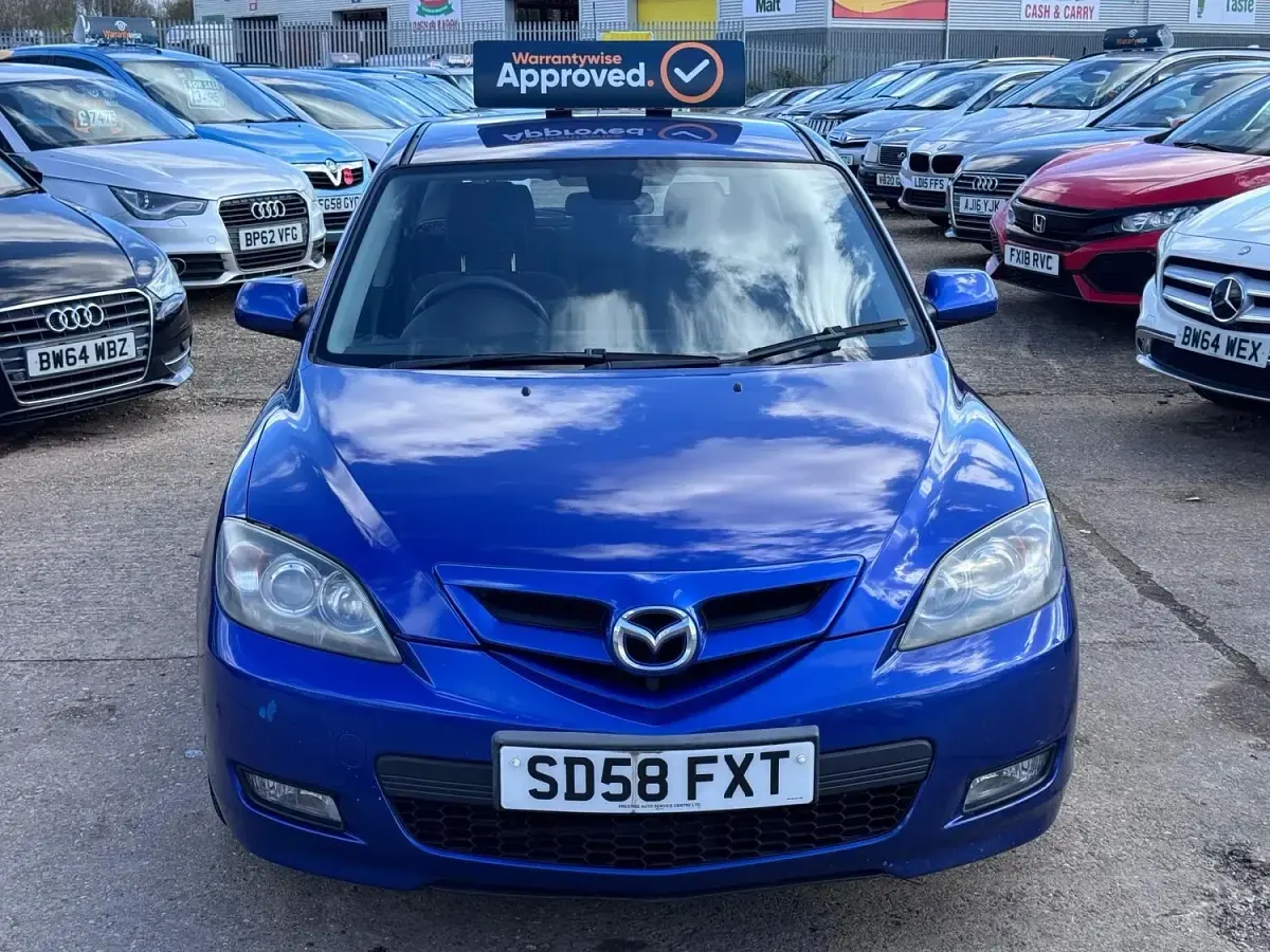 Used Mazda 3 Takara 105 HP (77 kW) 2008 Blue Hatchback