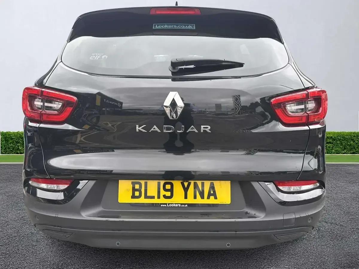 Used Renault Kadjar Iconic 115 HP (84 kW) 2019 Black SUV