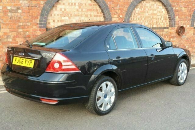 Używany Ford Mondeo 2006 Hatchback